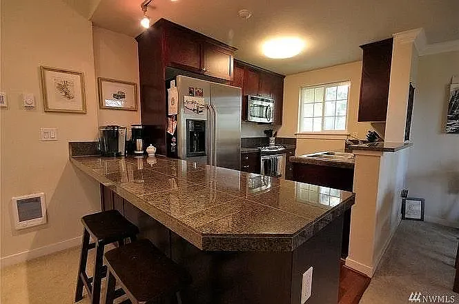 S 284th Ln — Photo 5