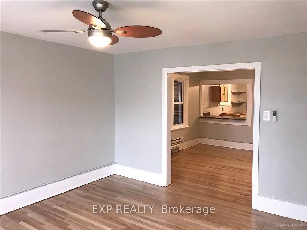 3 bed, $2,200 — Photo 4