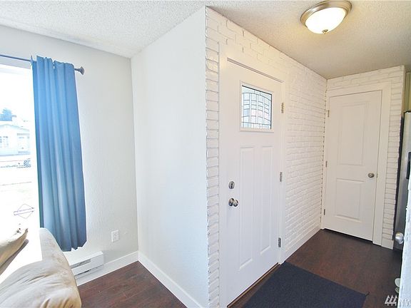 3rd image of 1317 E 59th St