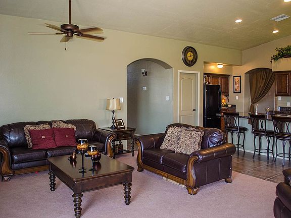 4th image of 6093 E 46th Ln