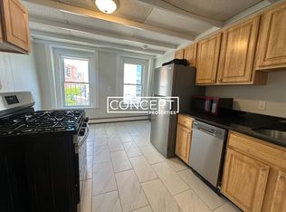 232 Cambridge St #10, Boston, MA 02114