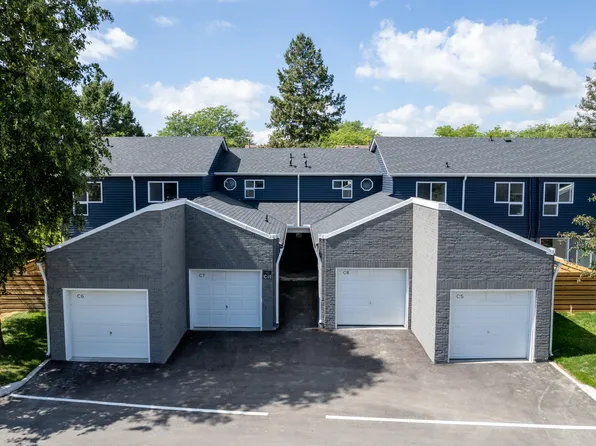 Cedar Valley Townhomes, 240 Ormond Dr, Oshawa, ON L1G 6T5