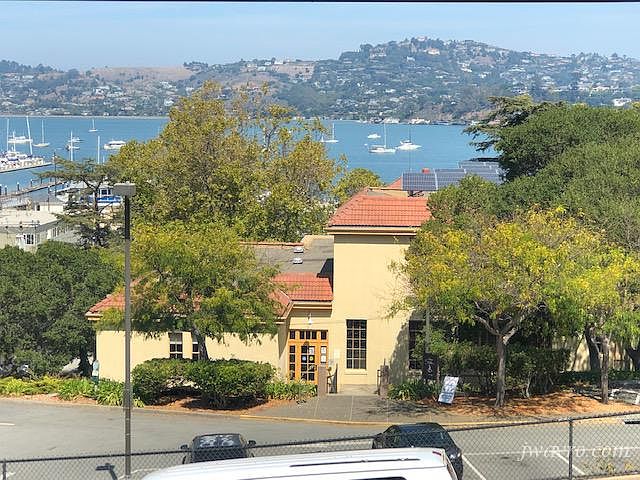 1st image of 413 Bonita St #415