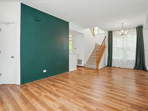 4th image of 1406 Trescott St