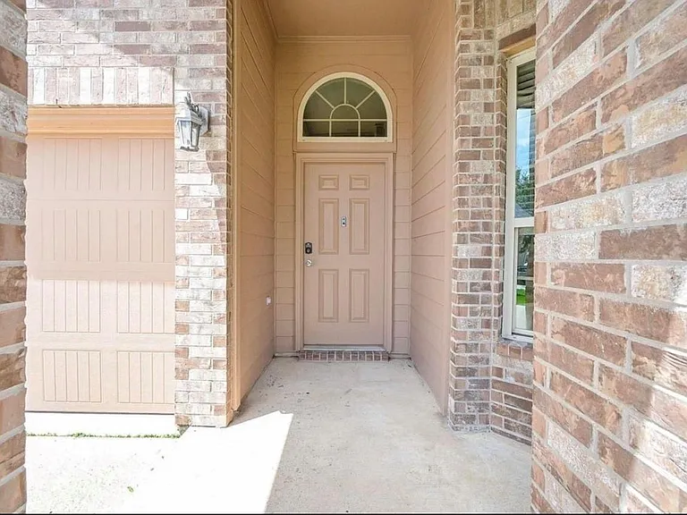 5519 Misted Jasmine Ct — Photo 3