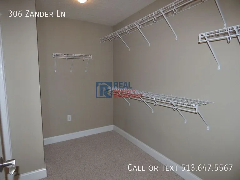 306 Zander Ln — Photo 23