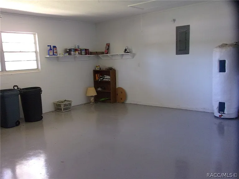1821 Kimberly Ln — Photo 33
