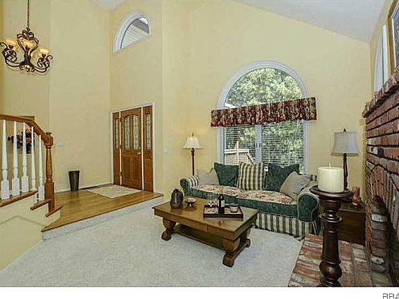 3rd image of 26637 Brentwood Ln