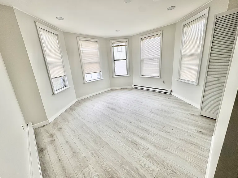 739 Parker St #3 — Photo 6