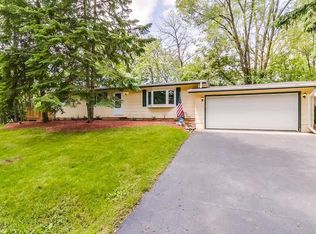 11760 212th Ave, Bristol, WI 53104