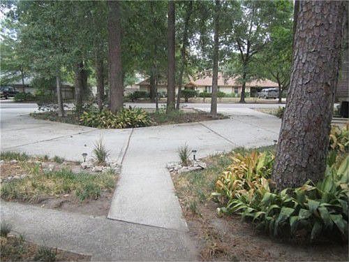 4th image of 15315 Oaklawn Park Dr