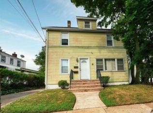 249 Lenox Pl, Franklin Square, NY 11010