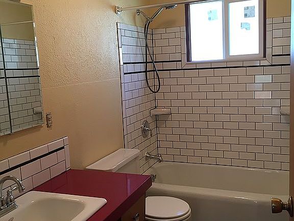 Full bath