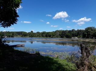 7453 Lindsey Rd, Plainwell, MI 49080