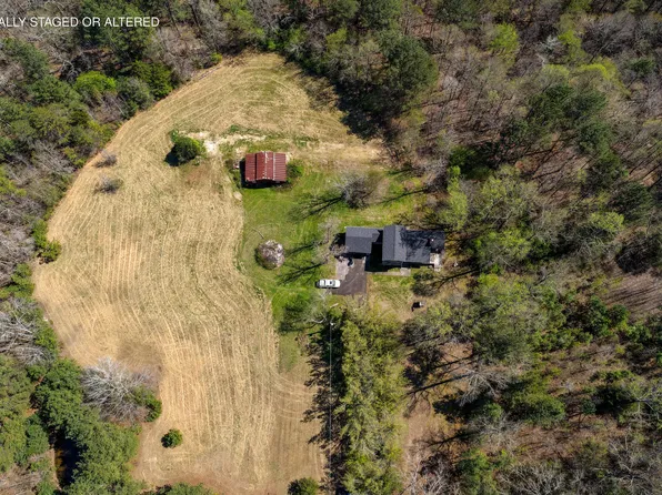 1899 Boss Rd, Chickamauga, GA 30707