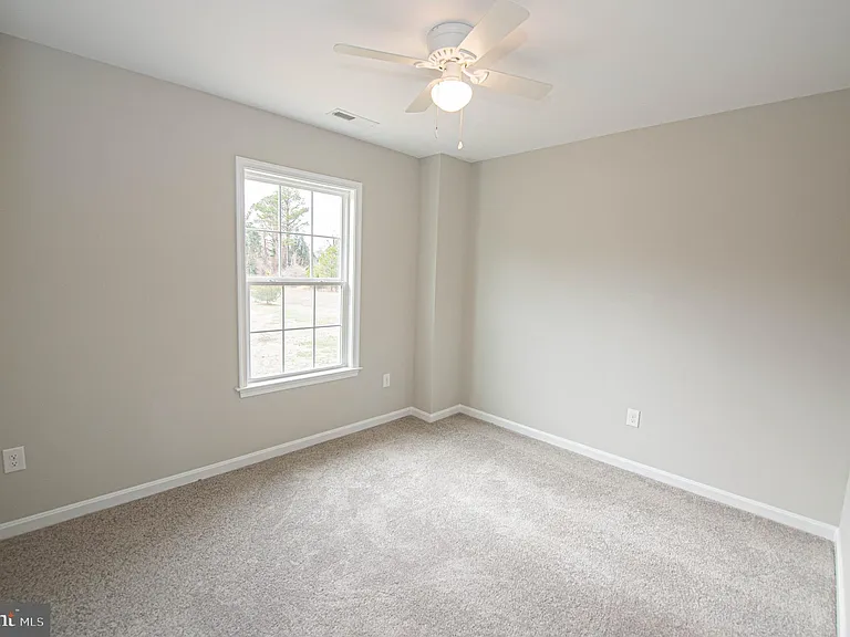 242 Morgans Ct — Photo 53