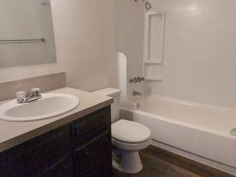 1221 SE Godsey Rd — Photo 11