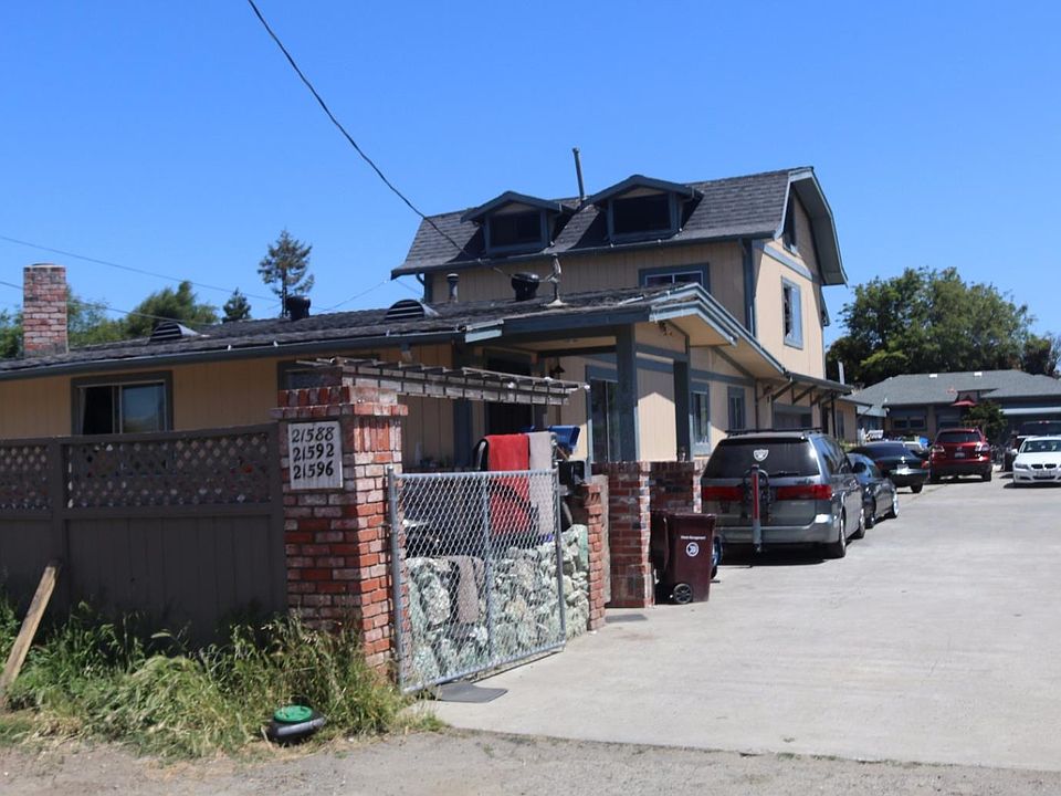 1st image of 21588 Banyan St