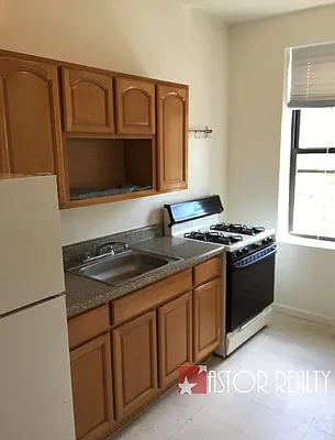 Rented by Astor Realty | media 34