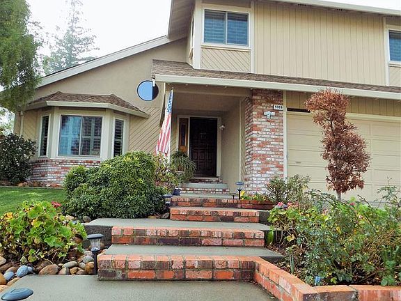 2nd image of 4006 Cinnabar St