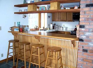 826 Dunlap Farm Rd, Sunderland, VT 05250