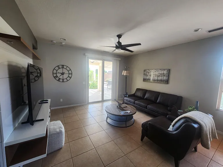 26766 W Mohawk Ln — Photo 7