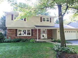 1524 Towhee Ln, Naperville, IL 60565