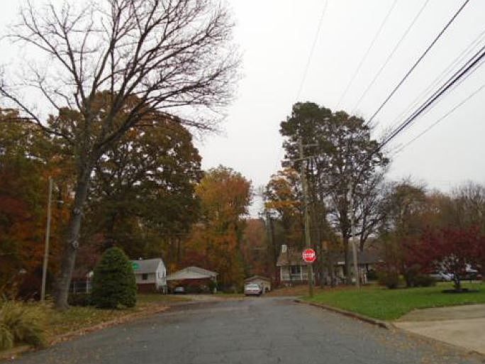 2nd image of 1801 Bailiff St