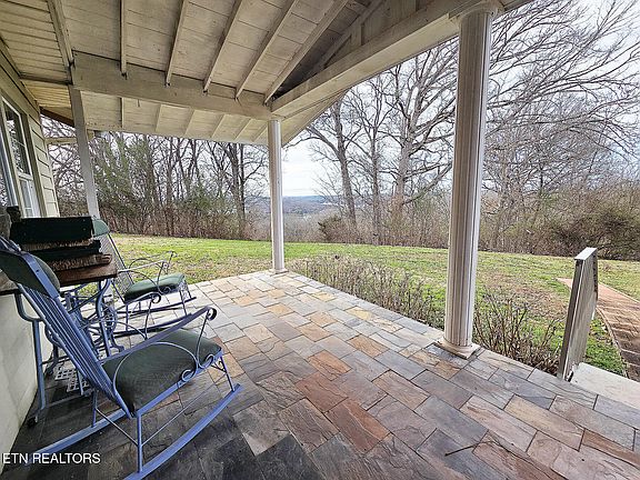 4th image of 900 Teeters Rd