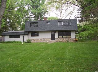 600 Meadowview Dr, Logansport, IN 46947