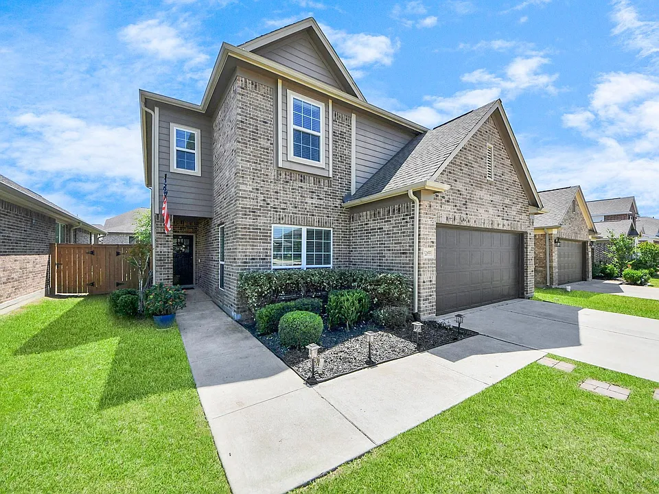 32655 Timber Point Dr