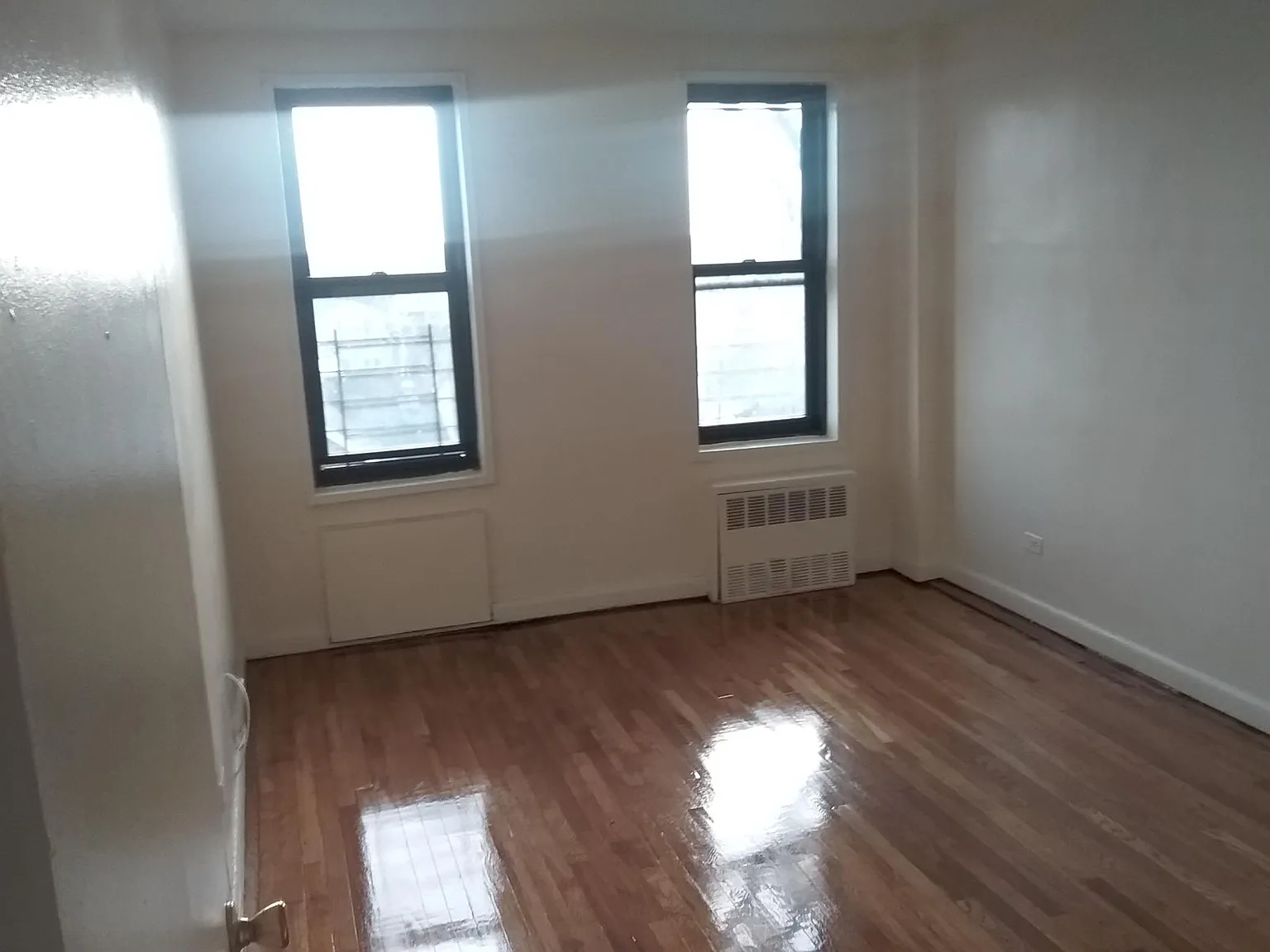 1 bed, 800 sqft, $2,100 — Photo 3