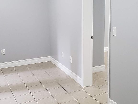 5th image of 111 61st St #22
