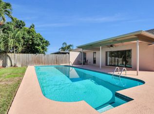 11960 Suellen Cir, Wellington, FL 33414