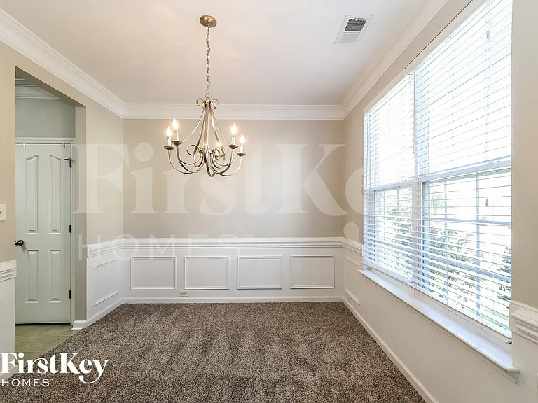 1415 Paulonia Way — Photo 5