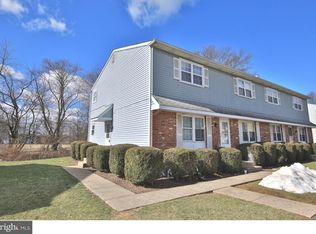 122 S Girard Ter, Hatfield, PA 19440