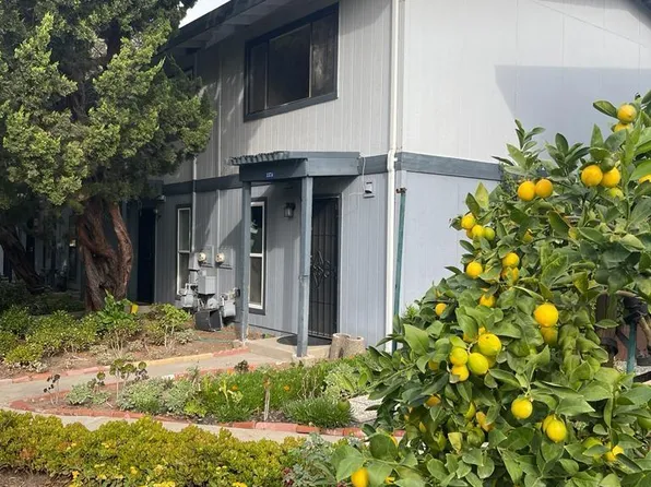 1374 Tree Garden Pl, Concord, CA 94518