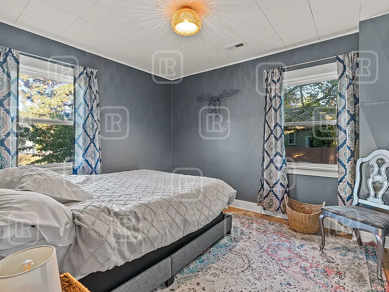 3903 N Jefferson St — Photo 17