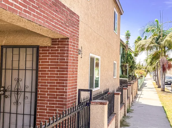 322 1/2 W 105th St, Los Angeles, CA 90003