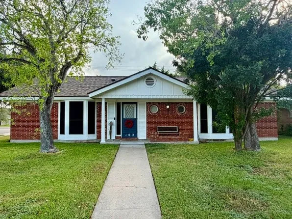 102 Catalina Cir, Portland, TX 78374
