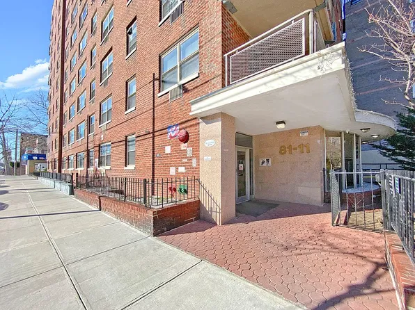 8111 45th Ave APT 7N, Flushing, NY 11373