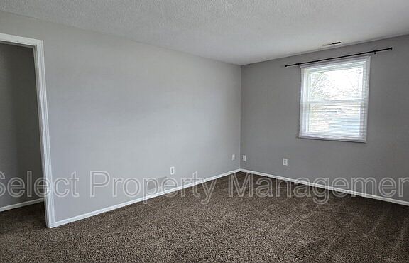 3rd image of 3821 Aboite Lake Dr