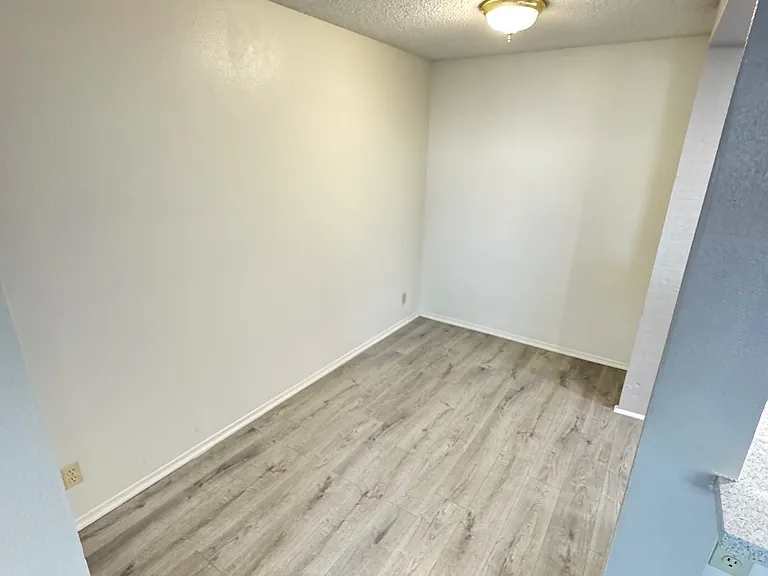 1133 E Alosta Ave #B201 — Photo 15