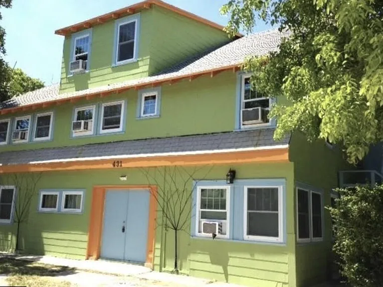 431 S M St #1 — Photo 2