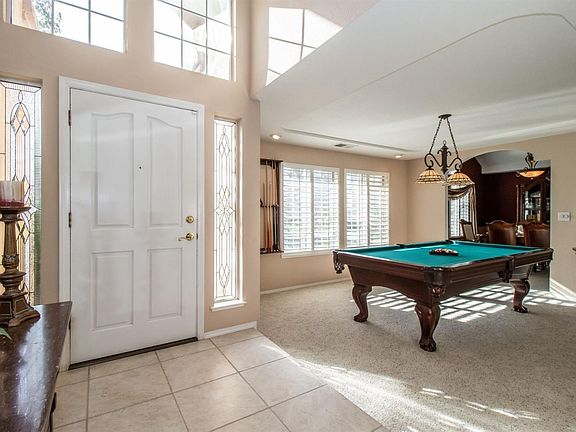3rd image of 9335 N Maiden Ln