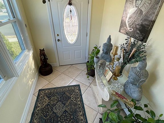 2nd image of 66 E Quackenbush Ave Floor 2
