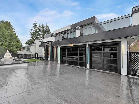 2nd image of 15460 Semiahmoo Ave