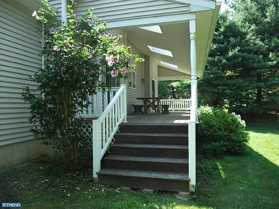 2nd image of 648 Perimeter Dr