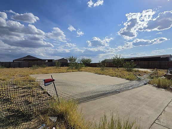 2nd image of 2617 Comales Dr