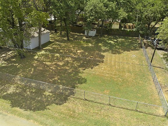 3rd image of 329 N Ash Ave